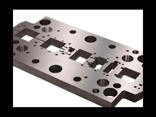 機械加工工藝對零（líng）件加工的影響因素（sù）